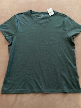 J. Crew Factory Essential short-sleeve crewneck tee • size large • NWT • CE309